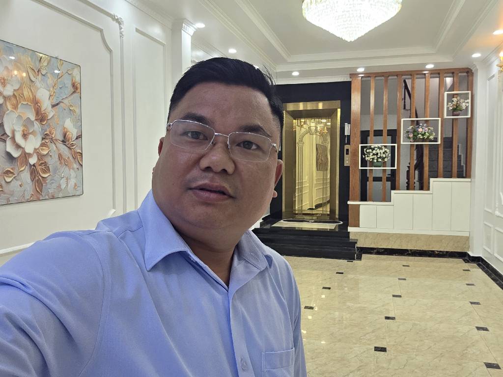 Bán nhà Tân Mai - diện tích 48m2 8 tầng - ô tô tránh - giá 23 tỷ