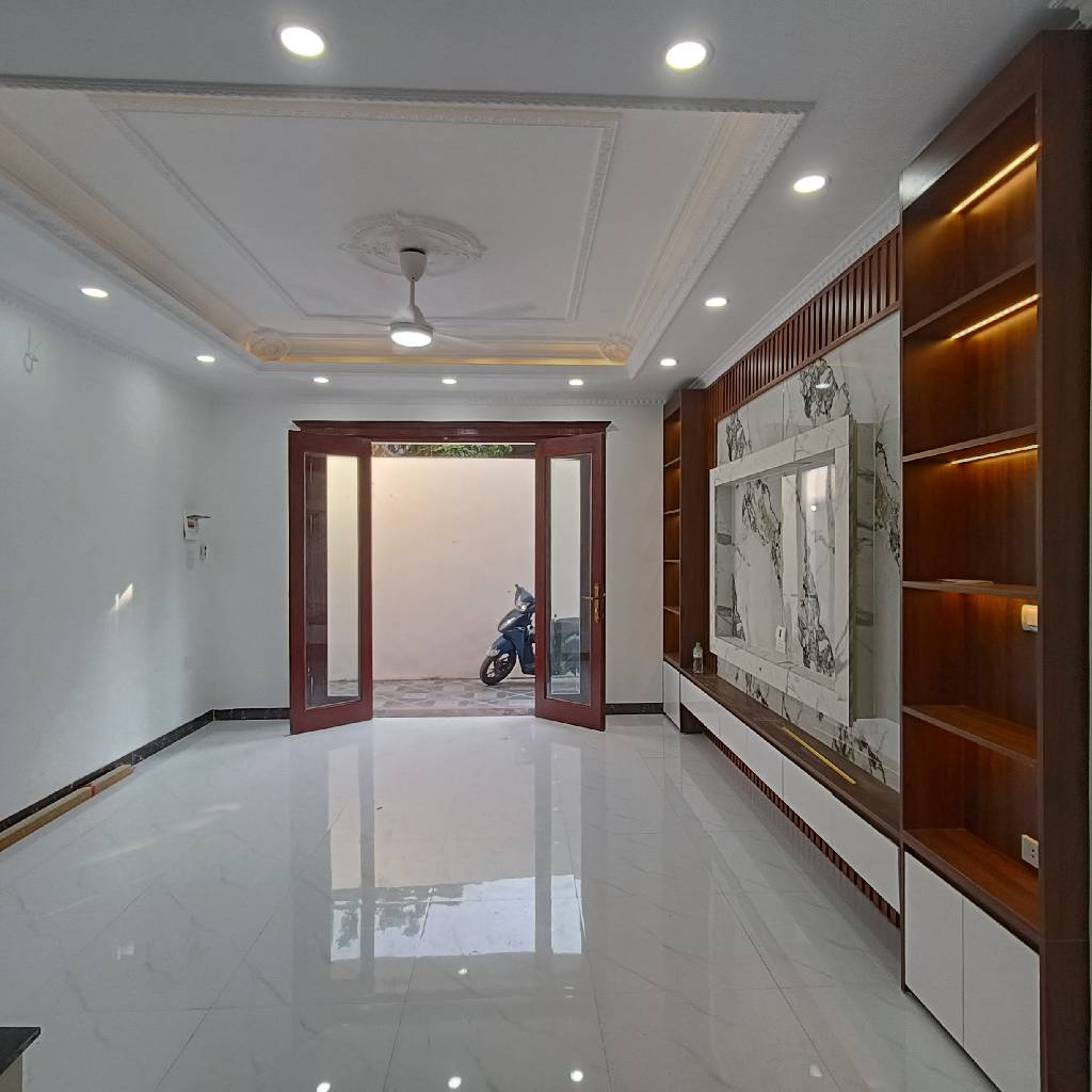 Bán nhà Thúy Lĩnh - diện tích 58,5m2 5 tầng - SIÊU PHẨM TÂN CỔ ĐIỂN - giá 8,9 tỷ