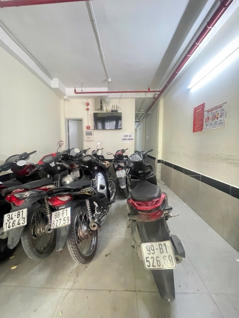 Bán nhà Trương Định - diện tích 54m2 7 tầng - vị trí đẹp, cho thuê 60 triệu/tháng - giá 14,5 tỷ