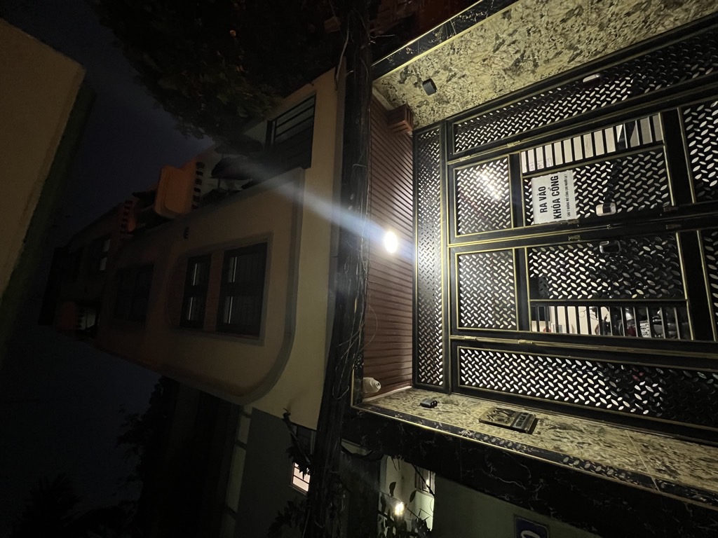 Bán nhà Trương Định - diện tích 54m2 7 tầng - vị trí đẹp, cho thuê 60 triệu/tháng - giá 14,5 tỷ