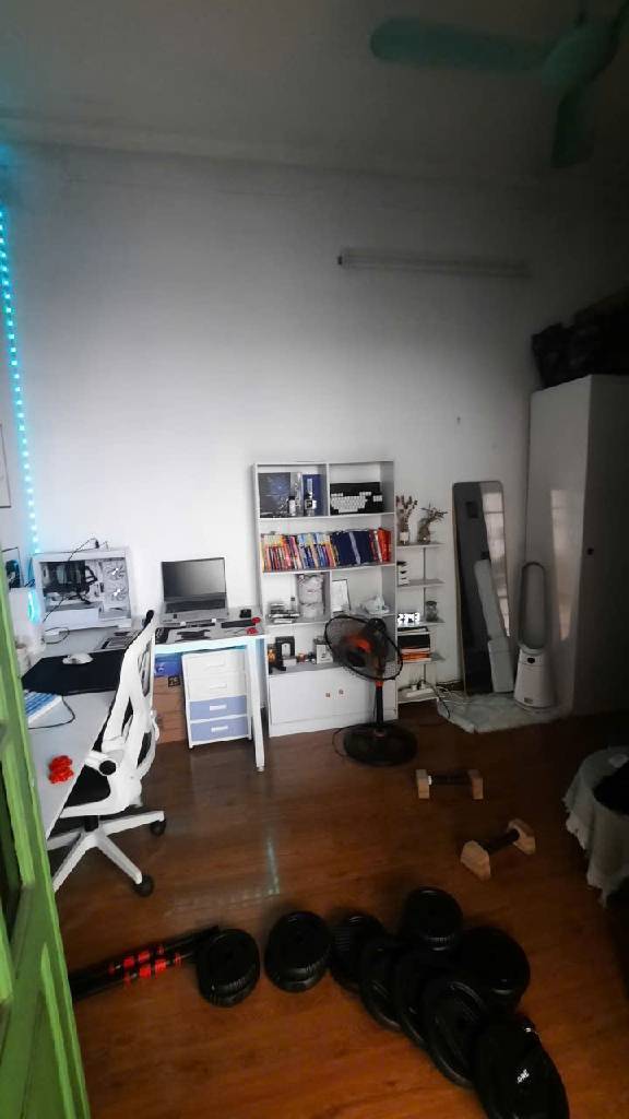 Bán nhà Ngõ Quỳnh - diện tích 120,3m2 3 tầng - Biệt thự trong ngõ, ô tô qua - giá 22,2 tỷ