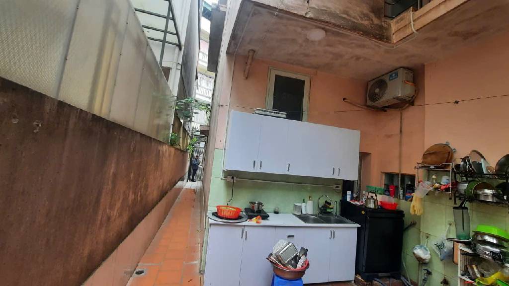 Bán nhà Ngõ Quỳnh - diện tích 120,3m2 3 tầng - Biệt thự trong ngõ, ô tô qua - giá 22,2 tỷ