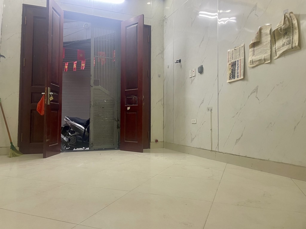 Bán nhà Gốc Đề - diện tích 27m2 3 tầng - Nhà tự xây khung BTCT - giá 6 tỷ