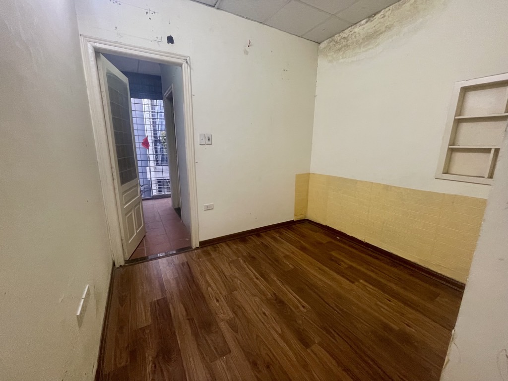 Bán nhà Gốc Đề - diện tích 27m2 3 tầng - Nhà tự xây khung BTCT - giá 6 tỷ