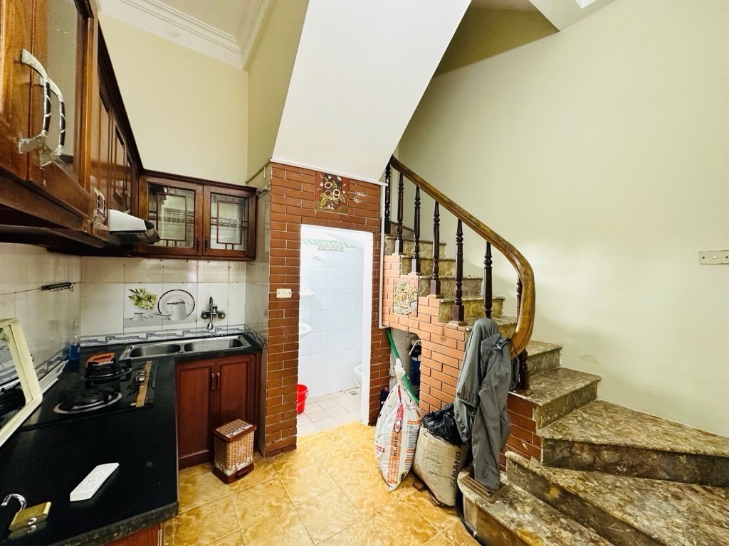 Bán nhà Bùi Xương Trạch - diện tích 25m2 5 tầng - Lô góc 3 mặt thoáng - giá 7,15 tỷ