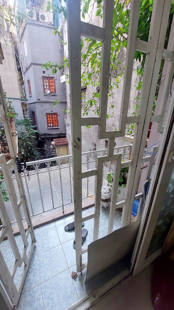 Bán nhà Trần Khát Chân - diện tích 53m2 6 tầng - gần ô tô - giá 14,7 tỷ