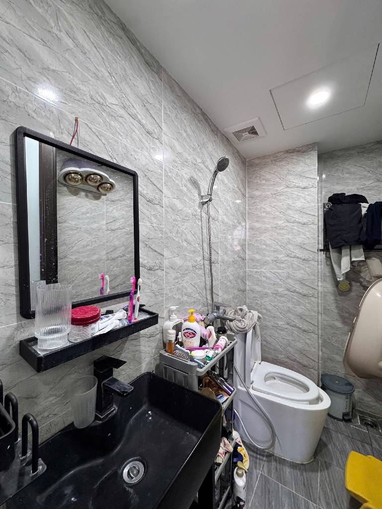 Bán nhà Tam Khương - diện tích 37,7m2 8 tầng - lô góc ba mặt thoáng - giá 19,6 tỷ