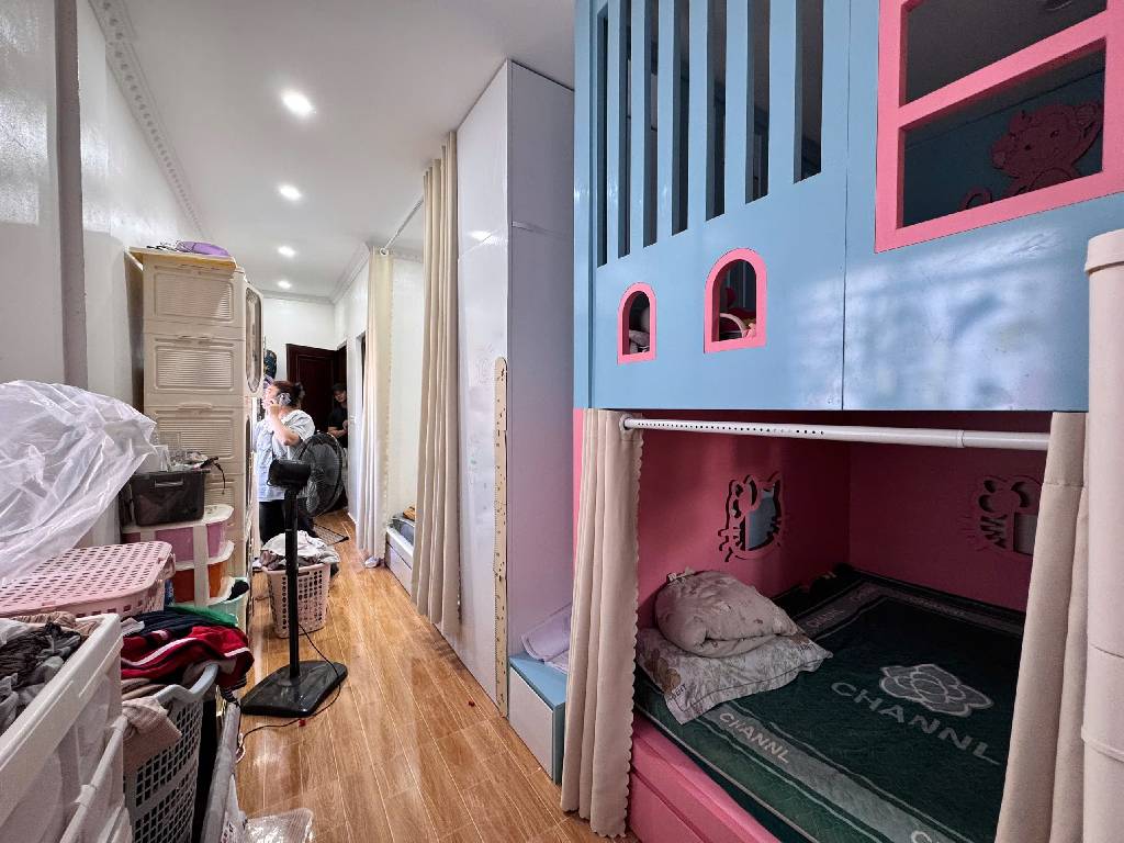 Bán nhà Tam Khương - diện tích 37,7m2 8 tầng - lô góc ba mặt thoáng - giá 19,6 tỷ