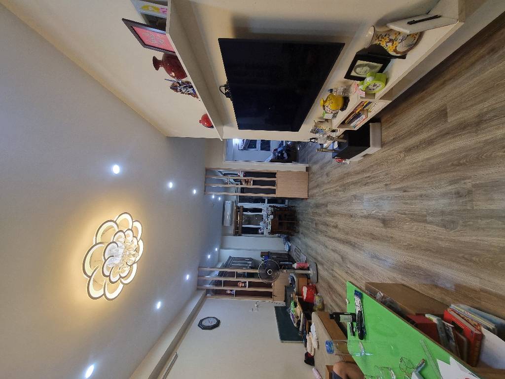 Bán nhà Đại Kim Building - diện tích 70m2 8 tầng - Căn hộ đẹp, giá 5,8 tỷ