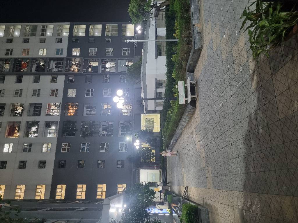 Bán nhà Đại Kim Building - diện tích 70m2 8 tầng - Căn hộ đẹp, giá 5,8 tỷ