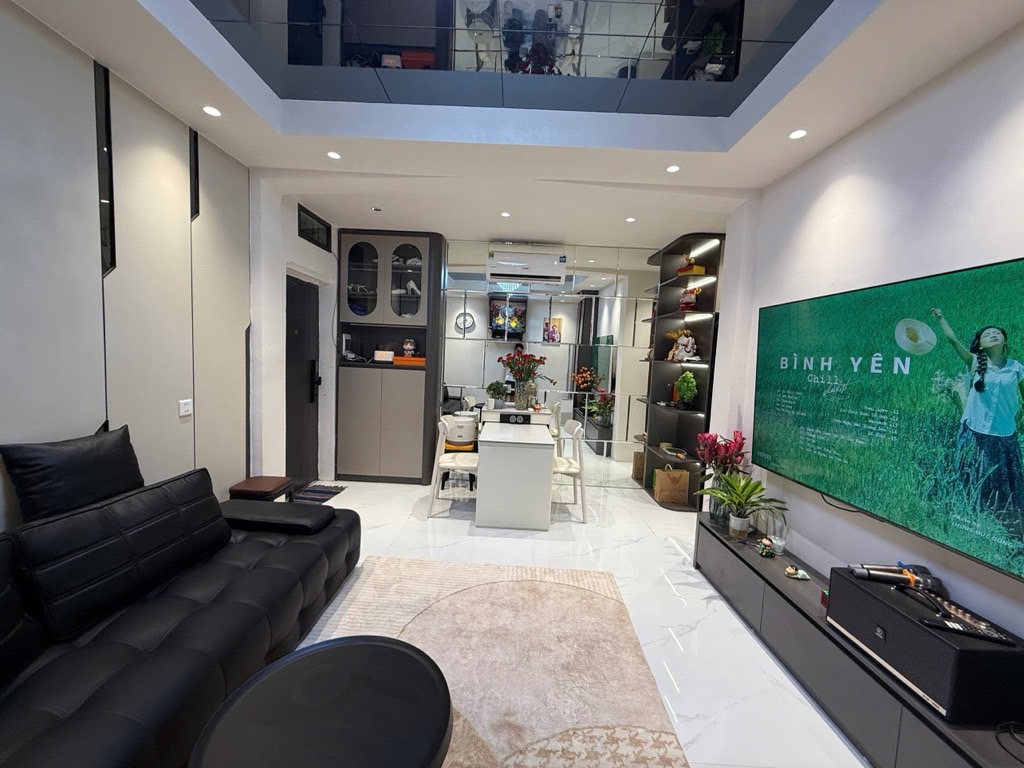 Bán nhà Láng - diện tích 65m2 1 tầng - Nhà đẹp ở luôn, full nội thất xịn xò - giá 4,2 tỷ