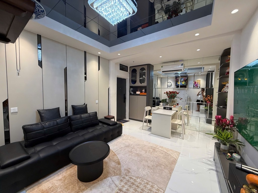 Bán nhà Láng - diện tích 65m2 1 tầng - Nhà đẹp ở luôn, full nội thất xịn xò - giá 4,2 tỷ