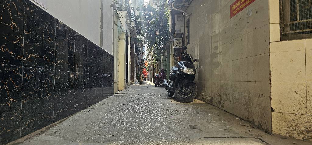 Bán nhà Nguyễn An Ninh - diện tích 61m2 6 tầng - Thang máy, ngõ thông - giá 19,9 tỷ