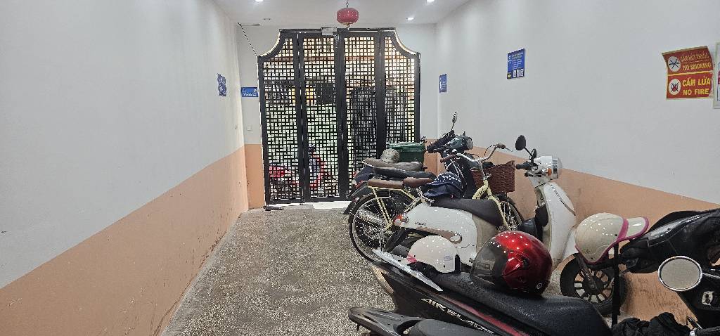 Bán nhà Nguyễn An Ninh - diện tích 61m2 6 tầng - Thang máy, ngõ thông - giá 19,9 tỷ