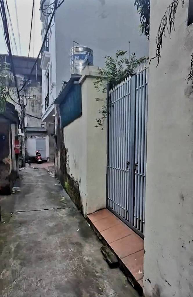 Bán nhà trong ngõ Ngô Gia Tự 96m2 x 2 tầng, Q. Long Biên – Giá 9,1 tỷ