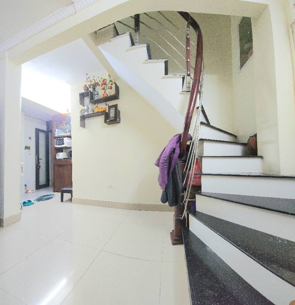 Bán nhà Lê Văn Hưu - diện tích 25m2 2 tầng - Nhà Pháp Cổ - giá 5 tỷ