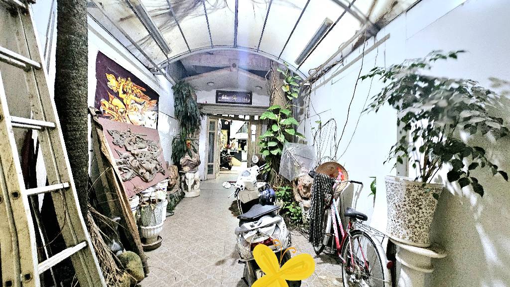 Bán nhà Lê Trọng Tấn - diện tích 94,6m2 6 tầng - ô tô tránh - giá 17,9 tỷ