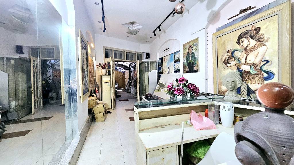 Bán nhà Lê Trọng Tấn - diện tích 94,6m2 6 tầng - ô tô tránh - giá 17,9 tỷ