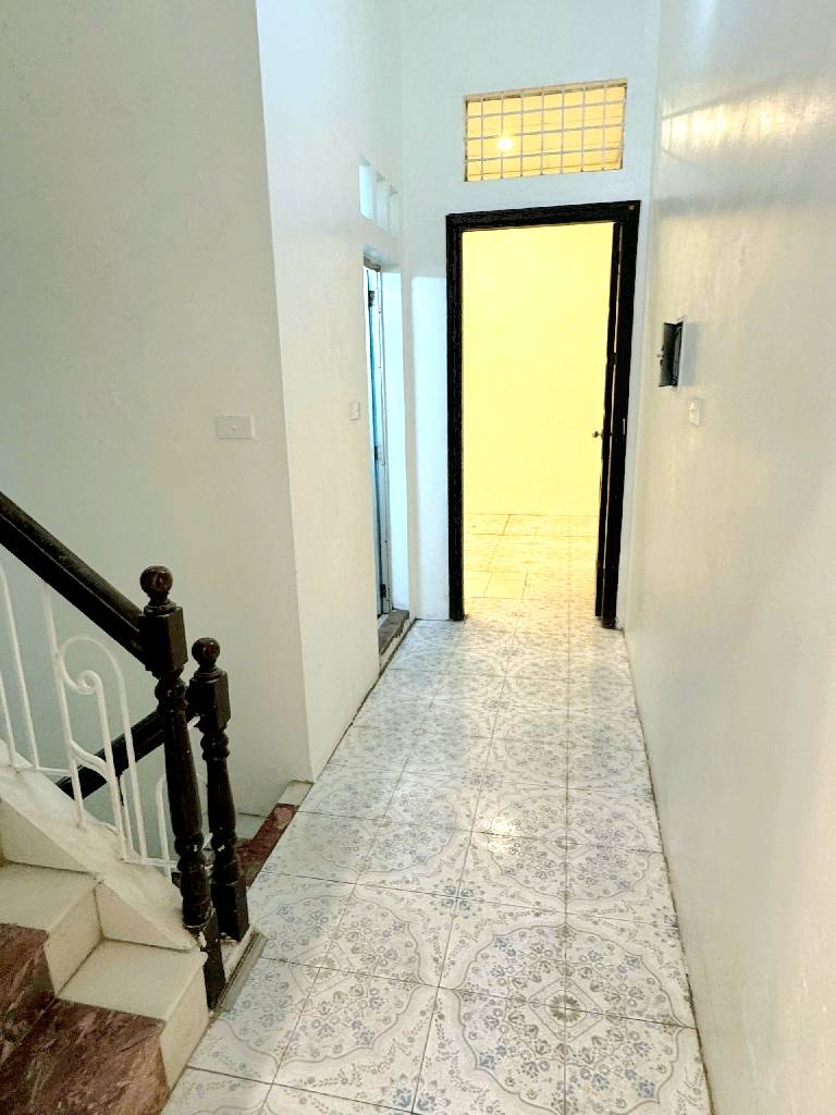 Bán nhà Quan Nhân - diện tích 73m2 5 tầng - Ô tô tránh - giá 16,5 tỷ