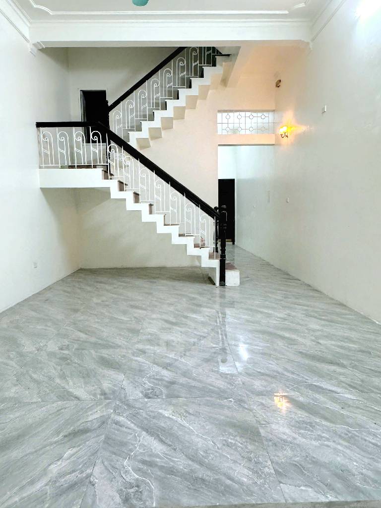 Bán nhà Quan Nhân - diện tích 73m2 5 tầng - Ô tô tránh - giá 16,5 tỷ