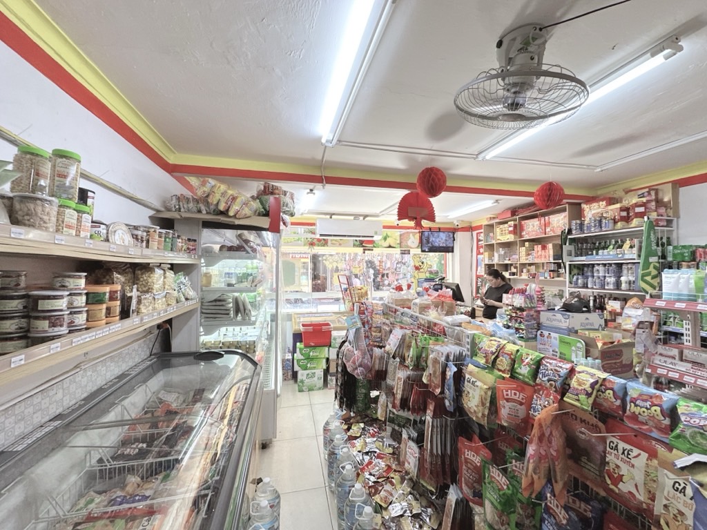 Bán nhà Tôn Thất Tùng - diện tích 34.5m2 1 tầng - Mặt ngõ rộng thẳng tắp - giá 8,9 tỷ