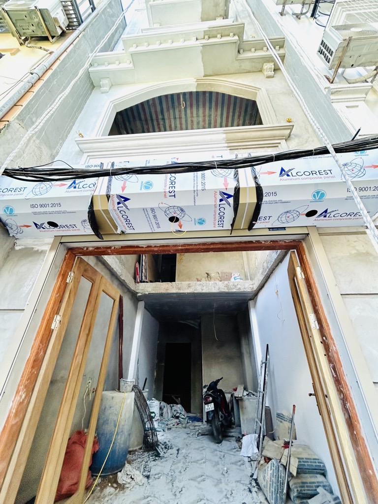 Bán nhà Lĩnh Nam - diện tích 30m2 6 tầng - thang máy - giá 7,8 tỷ