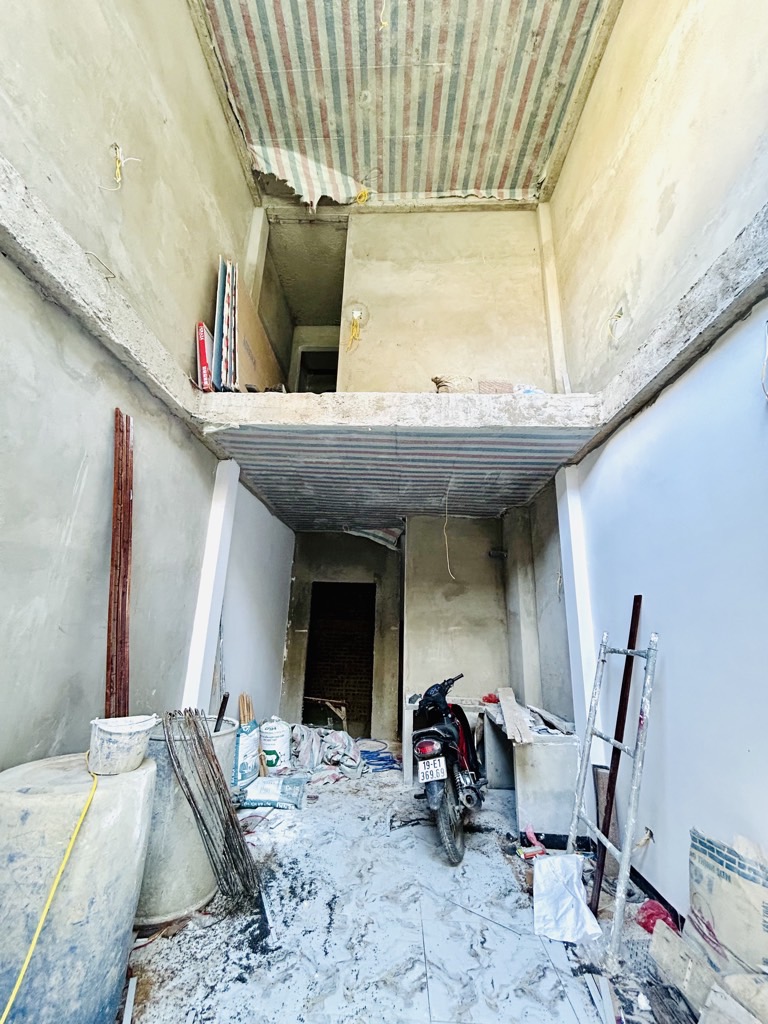 Bán nhà Lĩnh Nam - diện tích 30m2 6 tầng - thang máy - giá 7,8 tỷ