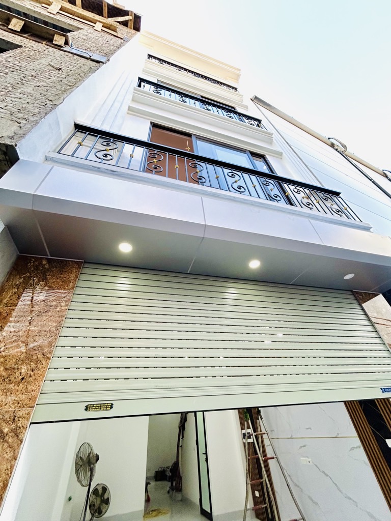 Bán nhà Nguyễn Khoái - diện tích 50m2 5 tầng - gần ô tô - giá 12,5 tỷ