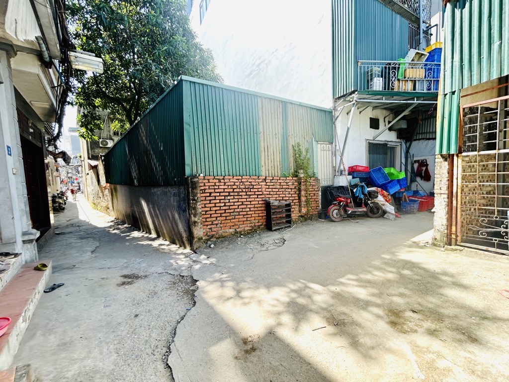 Bán nhà Thanh Đàm - diện tích 61.5m2 5 tầng - Nhà đẹp hiếm có - giá 11,5 tỷ