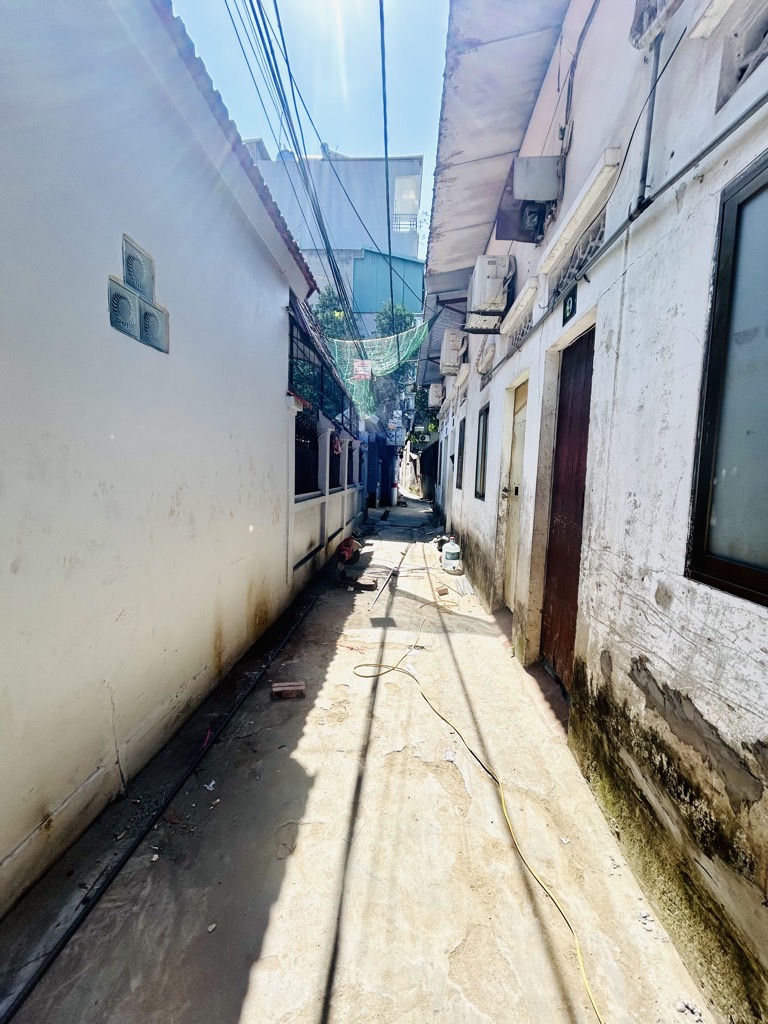 Bán nhà Thanh Đàm - diện tích 61.5m2 5 tầng - Nhà đẹp hiếm có - giá 11,5 tỷ