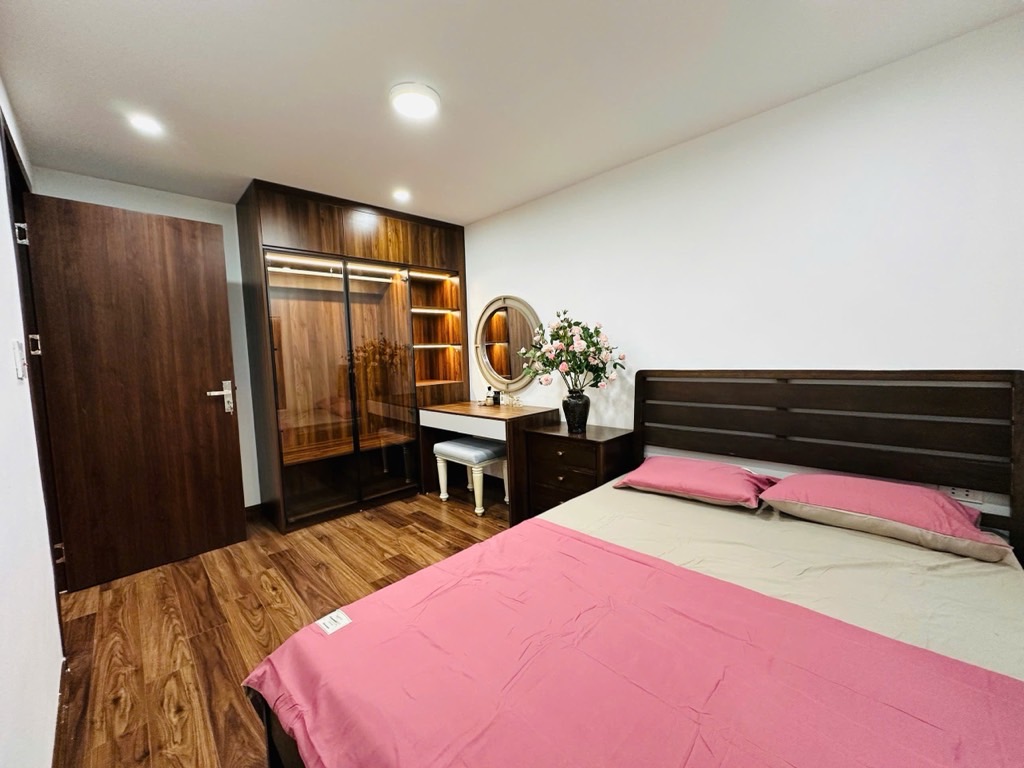 Bán nhà Bạch Mai - diện tích 46,3m2 1 tầng - Tập thể Quỳnh Mai - giá 4,99 tỷ