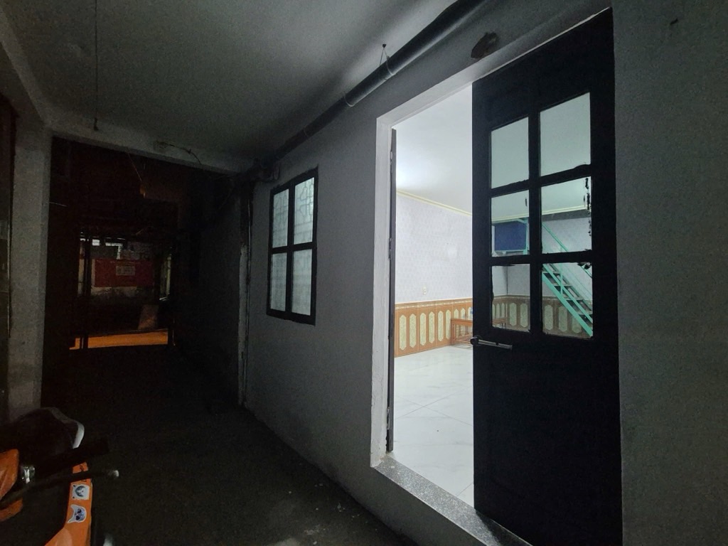 Bán nhà Định Công Thượng - diện tích 29m2 3 tầng - Nhà đẹp hiếm có - giá 2,2 tỷ