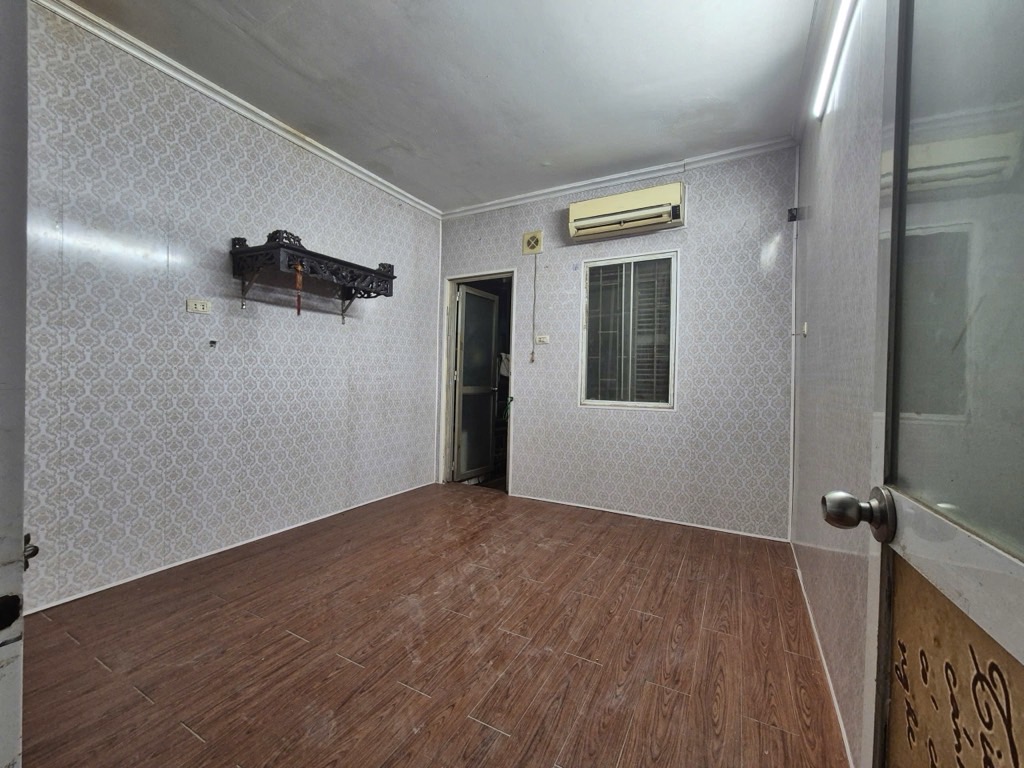 Bán nhà Định Công Thượng - diện tích 29m2 3 tầng - Nhà đẹp hiếm có - giá 2,2 tỷ