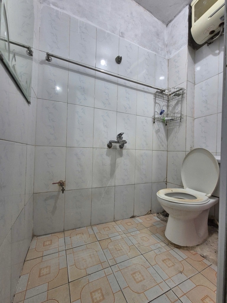 Bán nhà Định Công Thượng - diện tích 29m2 3 tầng - Nhà đẹp hiếm có - giá 2,2 tỷ