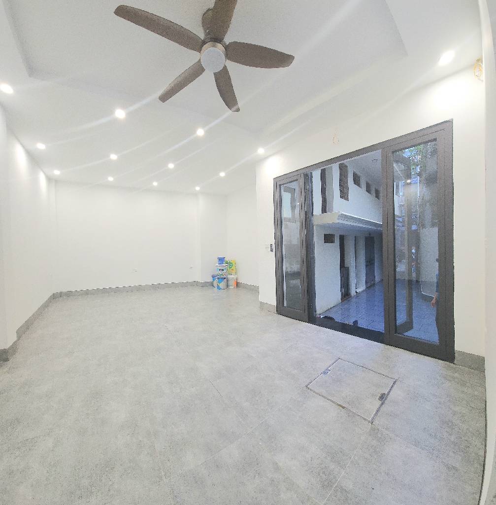 Bán nhà Võ Thị Sáu - diện tích 40m2 5 tầng - Nhà đẹp mới kính kong, thang máy - giá 12,6 tỷ