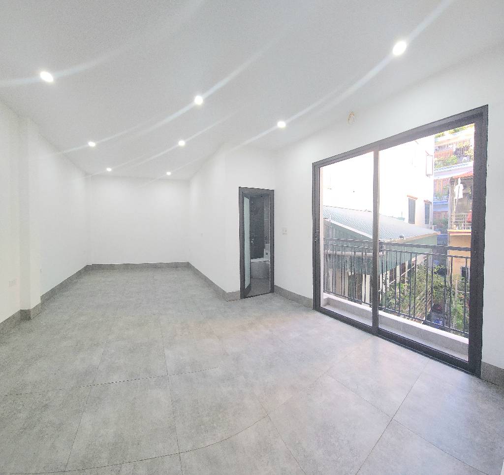 Bán nhà Võ Thị Sáu - diện tích 40m2 5 tầng - Nhà đẹp mới kính kong, thang máy - giá 12,6 tỷ