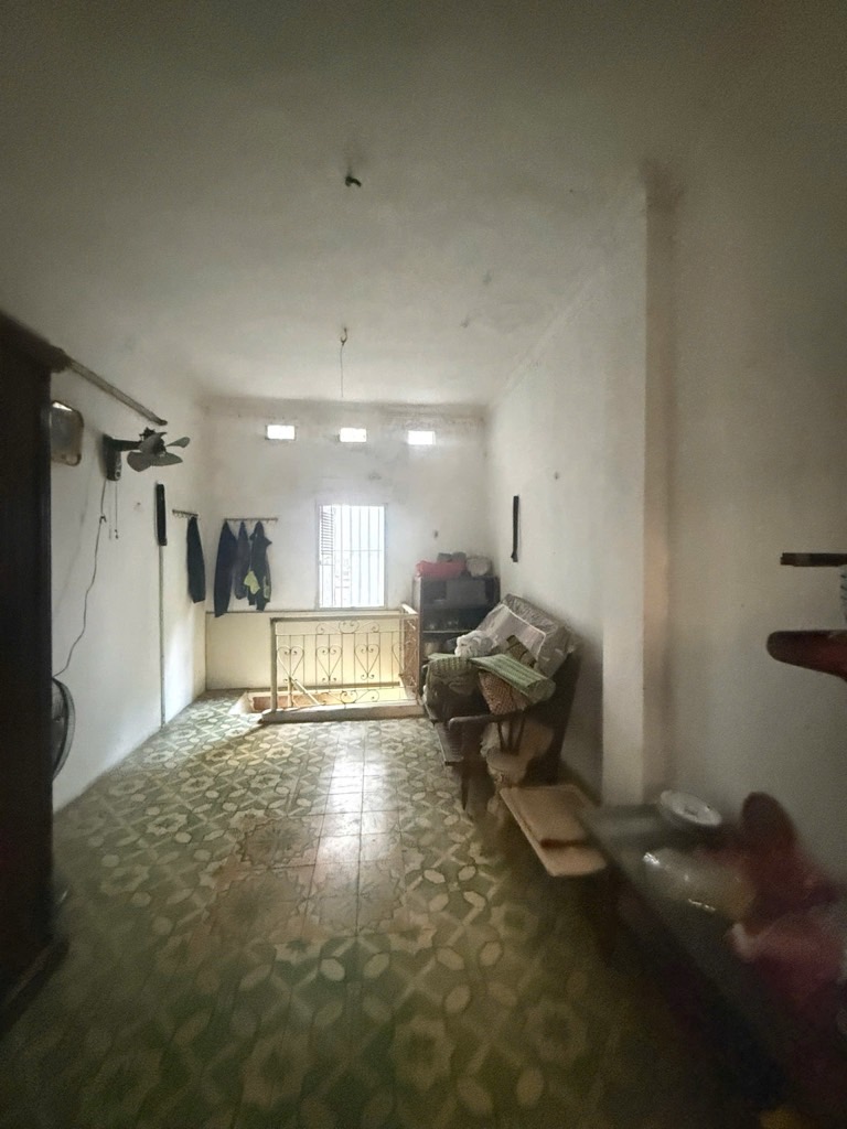 Bán nhà Đê Tô Hoàng - diện tích 27,1m2 2 tầng - nhà cũ, bán đất tặng nhà - giá 6,8 tỷ