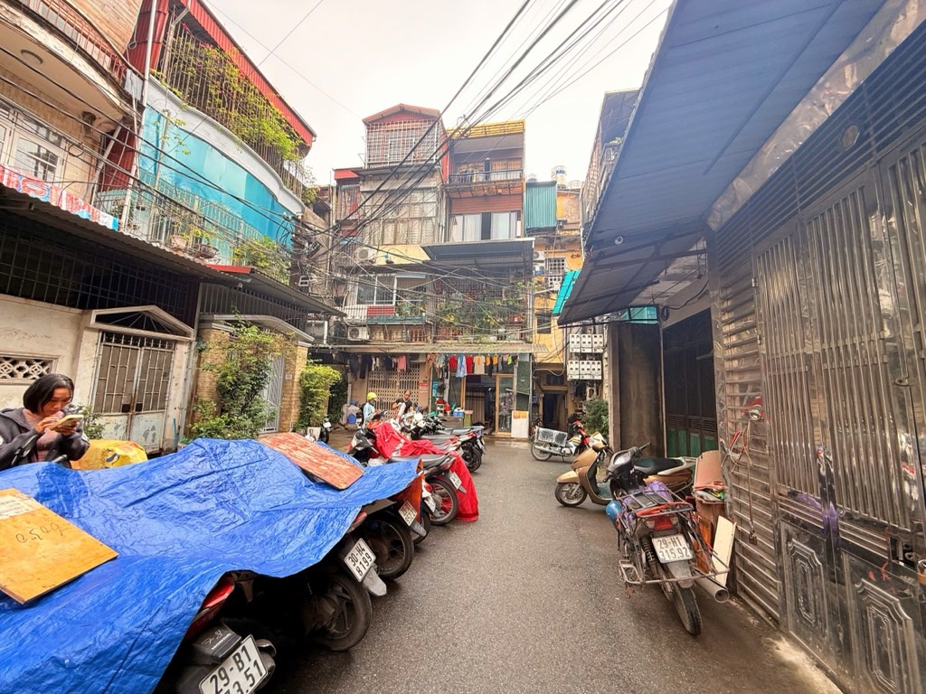 Bán nhà Lò Đúc - diện tích 68m2 1 tầng - Ô TÔ ĐỖ - CĂN HỘ LÔ GÓC TẦNG 2 3 MẶT THOÁNG - giá 3,8 tỷ