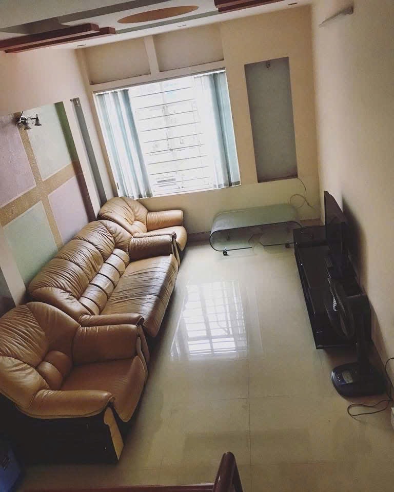 Bán nhà Định Công Thượng - diện tích 58m2 4 tầng - ô tô thông - giá 13,6 tỷ