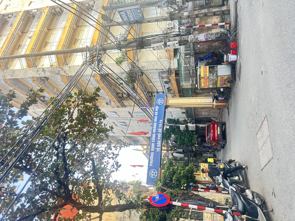 Bán nhà Định Công Thượng - diện tích 58m2 4 tầng - ô tô thông - giá 13,6 tỷ