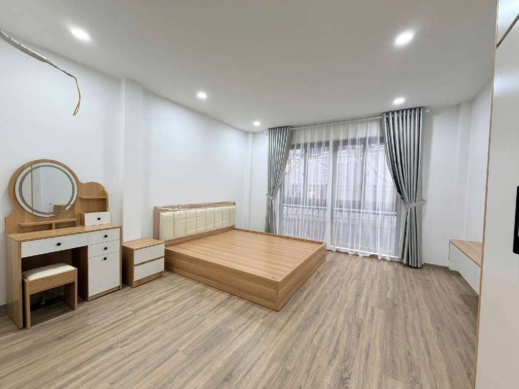 Bán nhà Trường Chinh - diện tích 38.5m2 6 tầng - Nhà đẹp xây mới - giá 11,5 tỷ