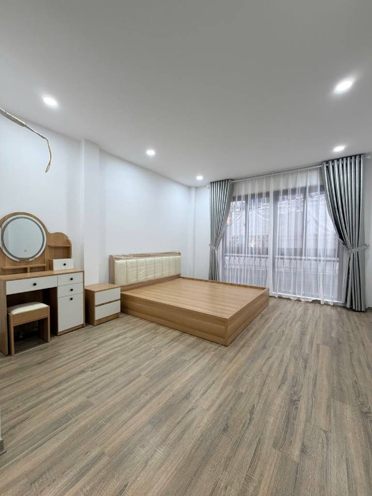 Bán nhà Trường Chinh - diện tích 38.5m2 6 tầng - Nhà đẹp xây mới - giá 11,5 tỷ