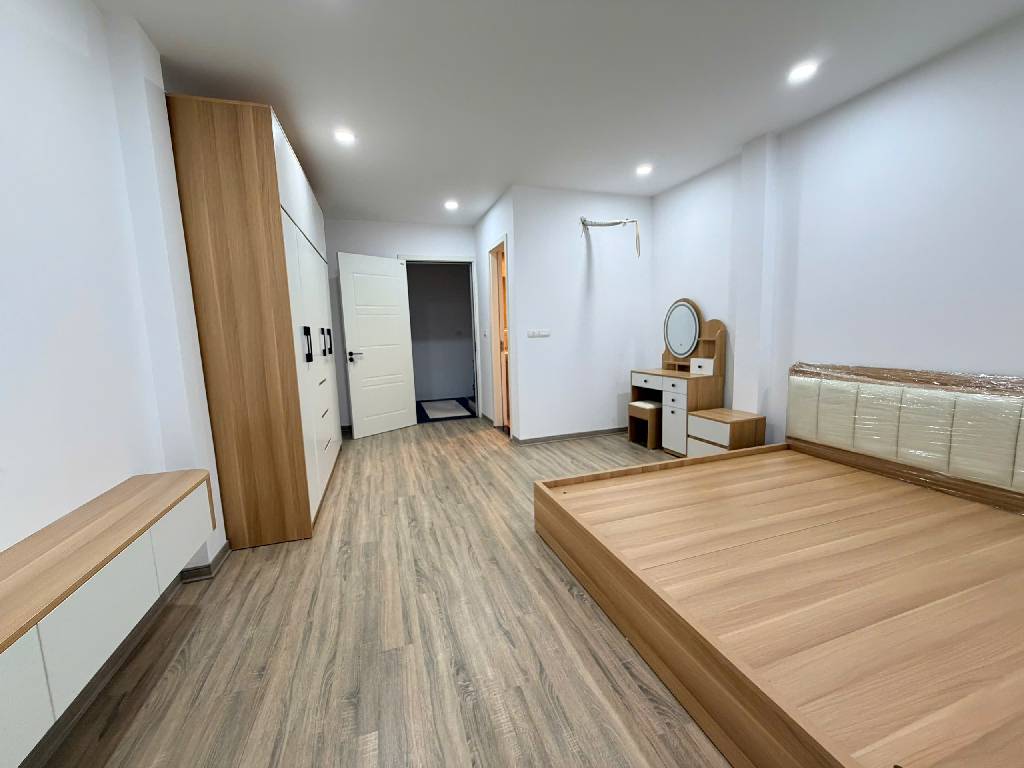 Bán nhà Trường Chinh - diện tích 38.5m2 6 tầng - Nhà đẹp xây mới - giá 11,5 tỷ