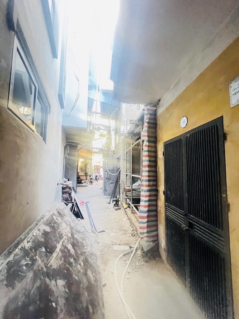 Bán nhà Phan Đình Giót - diện tích 40m2 7 tầng - Thang máy, 11 căn hộ khép kín - giá 13,6 tỷ