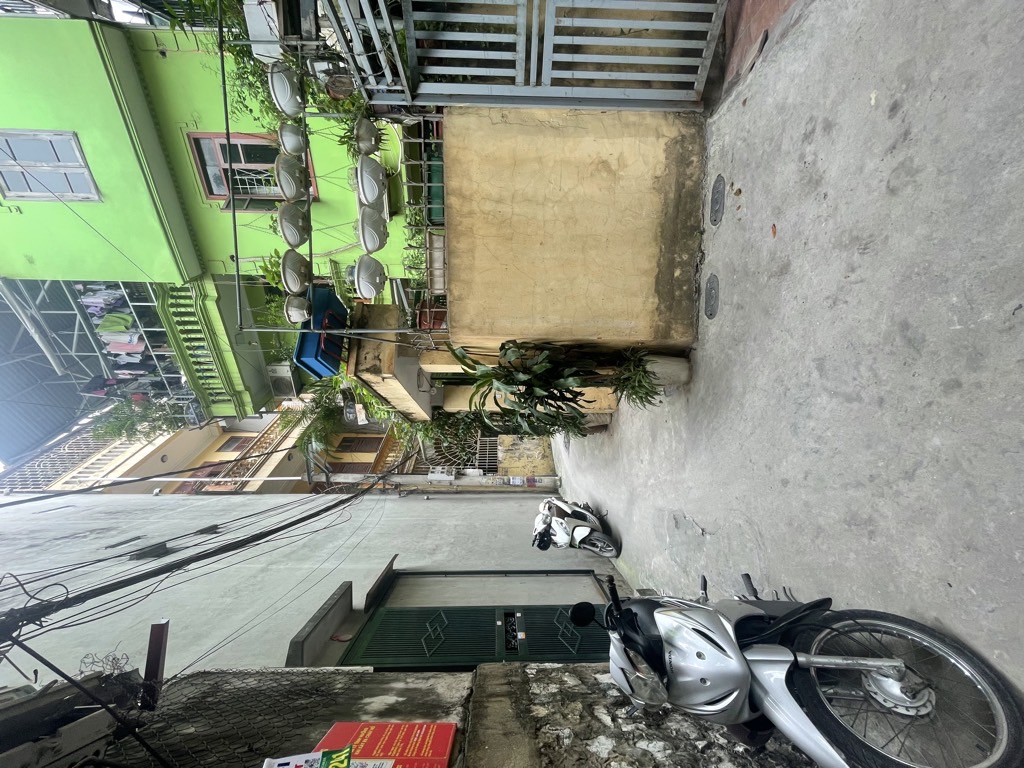 Bán nhà Giáp Bát - diện tích 55m2 4 tầng - LÔ GÓC MẶT NGÕ - giá 12,3 tỷ