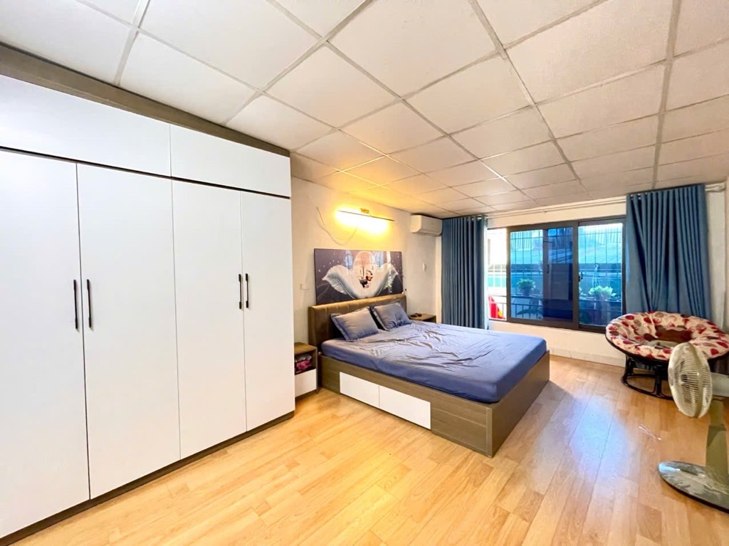 Bán nhà Đông Thiên - diện tích 34m2 2 tầng - gần ô tô - giá 3,8 tỷ