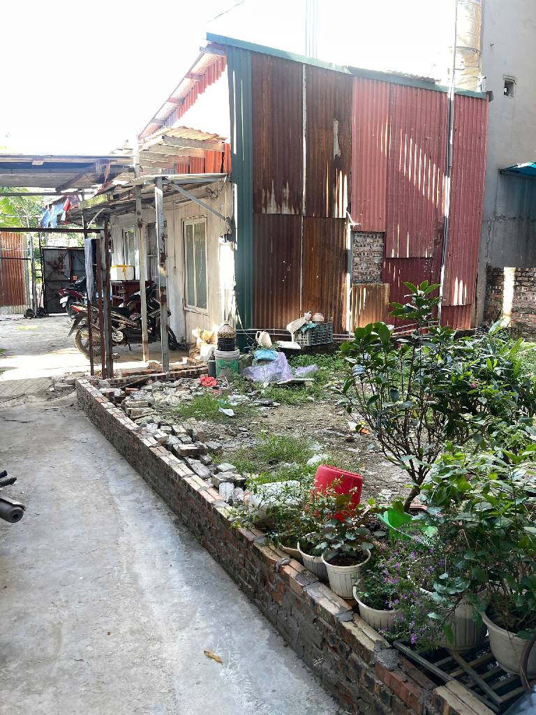 Bán nhà Nguyễn Khoái - diện tích 43m2 1 tầng - Mảnh đất đẹp nở hậu lô góc - giá 7,3 tỷ