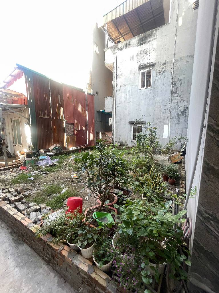 Bán nhà Nguyễn Khoái - diện tích 43m2 1 tầng - Mảnh đất đẹp nở hậu lô góc - giá 7,3 tỷ