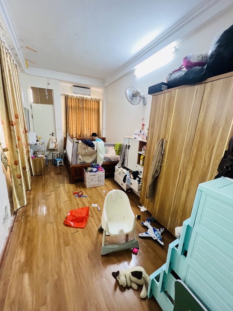 Bán nhà Trương Định - diện tích 51m2 5 tầng - Siêu hiếm nhà bán, mặt ngõ thông kinh doanh đông đúc - giá 14,75 tỷ