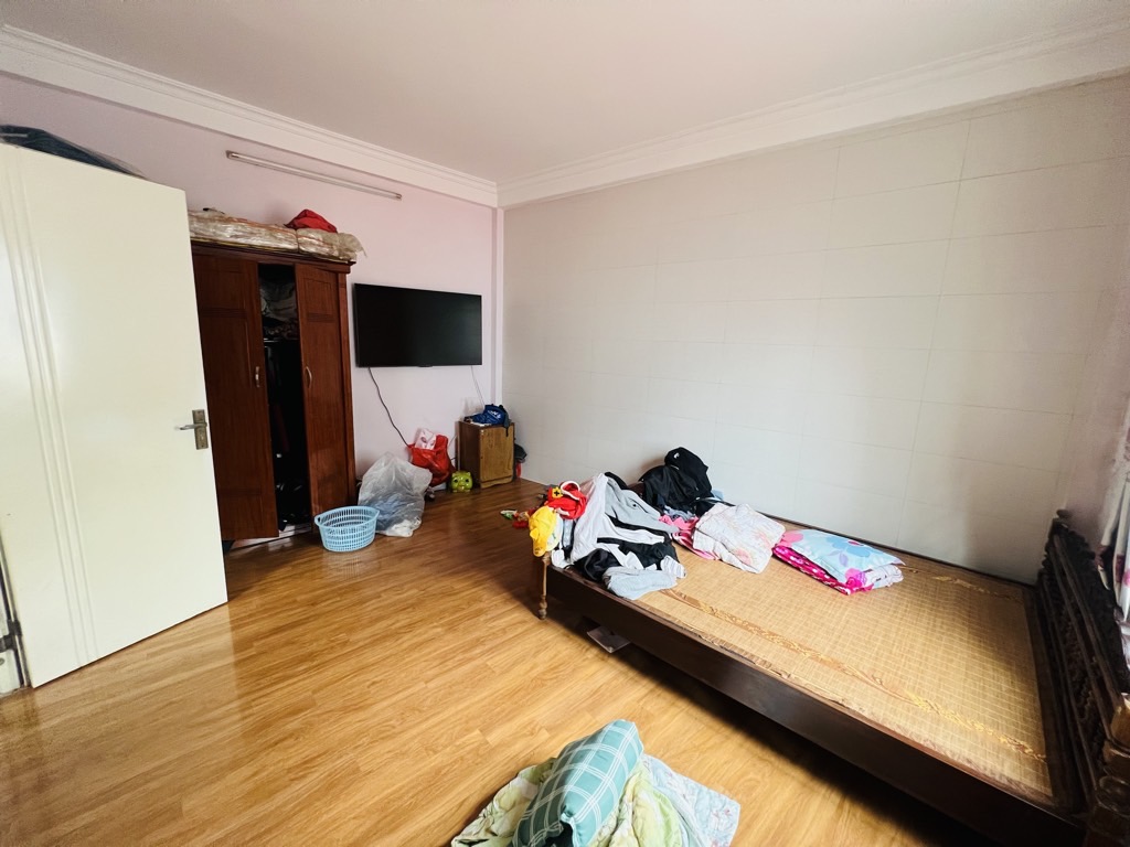 Bán nhà Trương Định - diện tích 51m2 5 tầng - Siêu hiếm nhà bán, mặt ngõ thông kinh doanh đông đúc - giá 14,75 tỷ